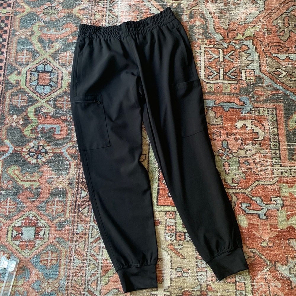 Med Couture Jogger Scrub Pants and Top